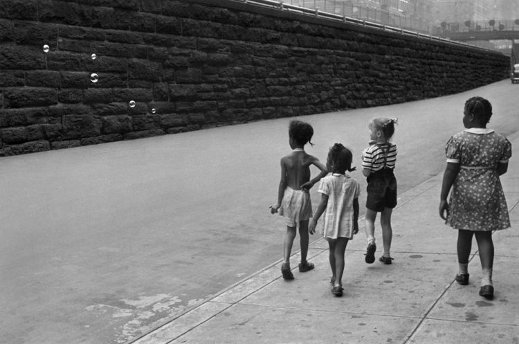 Helen Levitt — AWARE Women artists / Femmes artistes