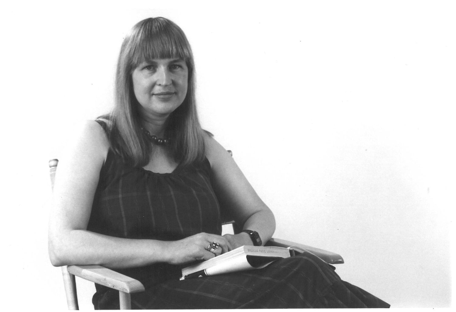 Gillian Wise — Archives of Women Artists, Research and Exhibitions