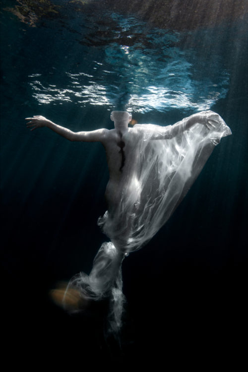 Isabel Muñoz — AWARE Women artists / Femmes artistes