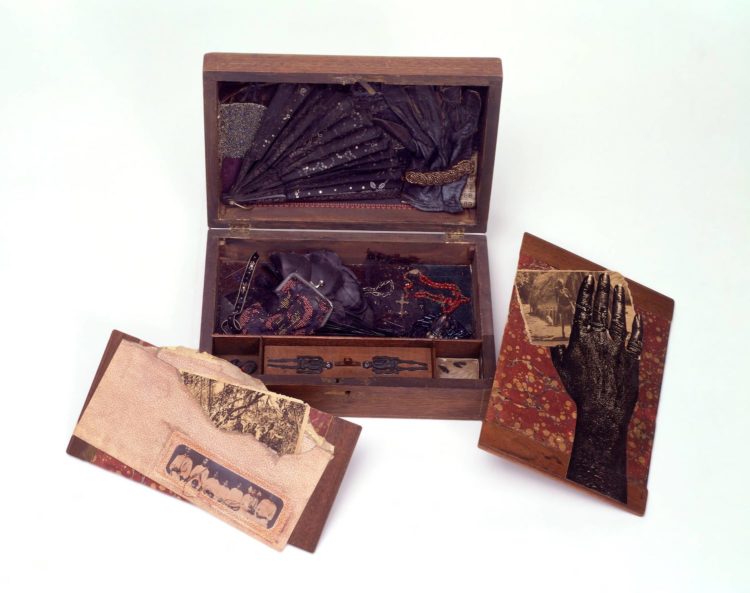 Betye Saar — AWARE Women artists / Femmes artistes
