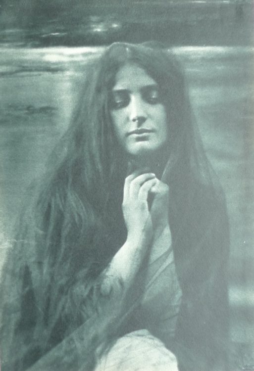 Céline Gracieuse  Laguarde — AWARE Women artists / Femmes artistes