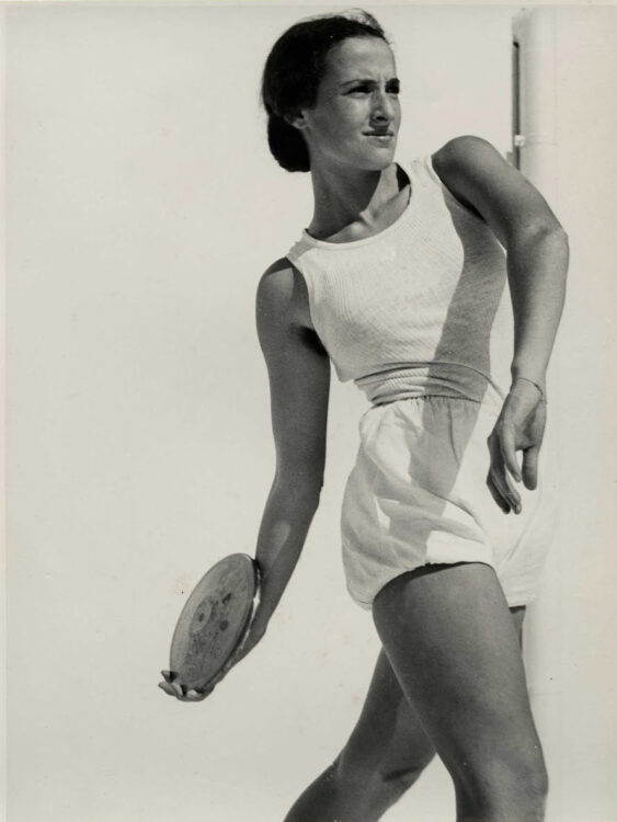 Liselotte Grschebina — AWARE Women artists / Femmes artistes