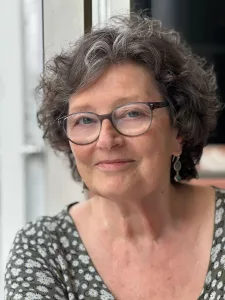 Hala Alabdalla — AWARE Women artists / Femmes artistes