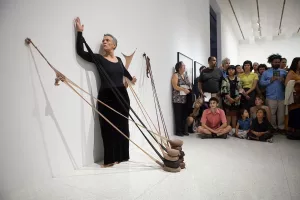 Senga Nengudi et Maren Hassinger : Réciprocités incarnées - AWARE Artistes femmes / women artists