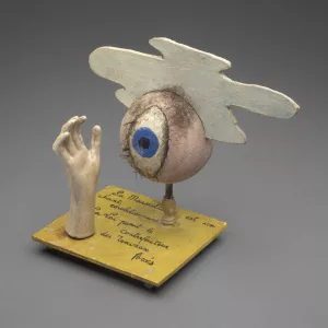 Toucher les objets dans l’obscurité avec Claude Cahun - AWARE Artistes femmes / women artists