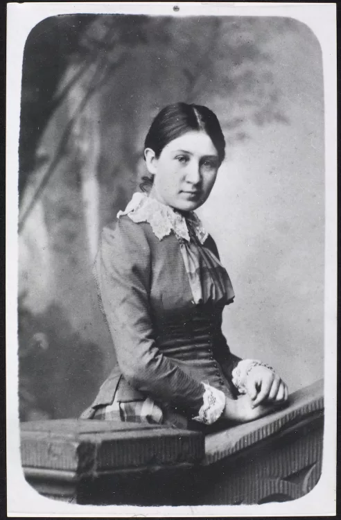 Susette Holten - AWARE