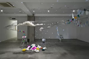 ブブ・ド・ラ・マドレーヌの人魚革命 - AWARE Artistes femmes / women artists