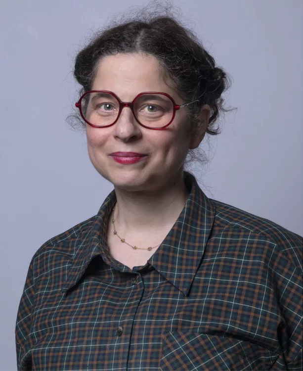 Bettina Samson - AWARE