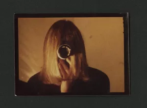 ポーラ・ウェイス・アルバレス | AWARE Women artists / Femmes artistes