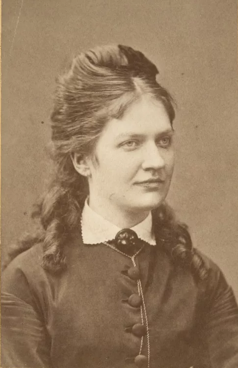 Amélie Lundahl - AWARE