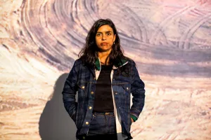 パイオニアから現在まで： ブラジルのビデオアートが持つ政治的な力 - AWARE Artistes femmes / women artists
